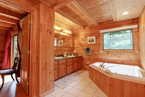 1353 Maple Tree Lane Peacham VT 05862