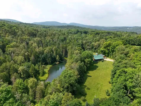 1353 Maple Tree Lane Peacham VT 05862