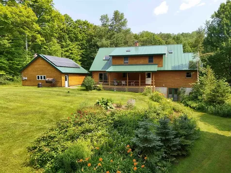 1353 Maple Tree Lane Peacham VT 05862