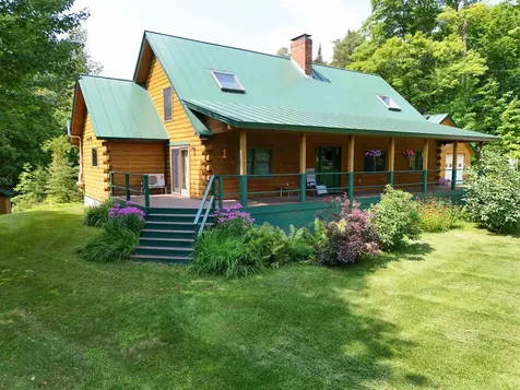 1353 Maple Tree Lane Peacham VT 05862