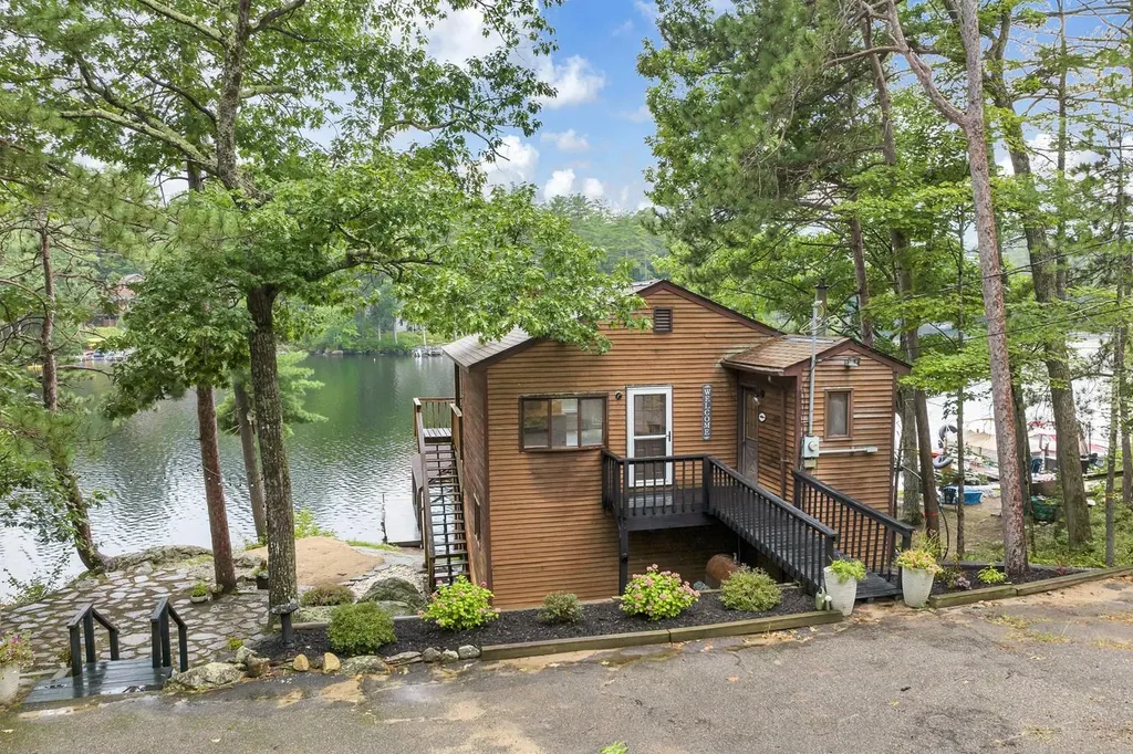 122 Toltec Point Road Moultonborough NH 03254