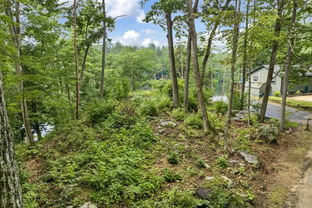 122 Toltec Point Road Moultonborough NH 03254