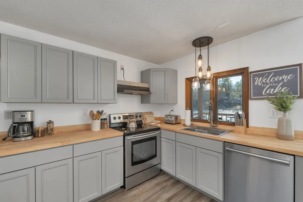 122 Toltec Point Road Moultonborough NH 03254