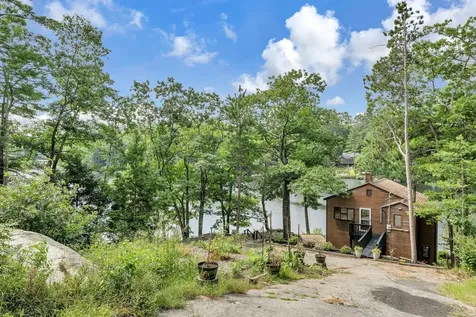 122 Toltec Point Road Moultonborough NH 03254