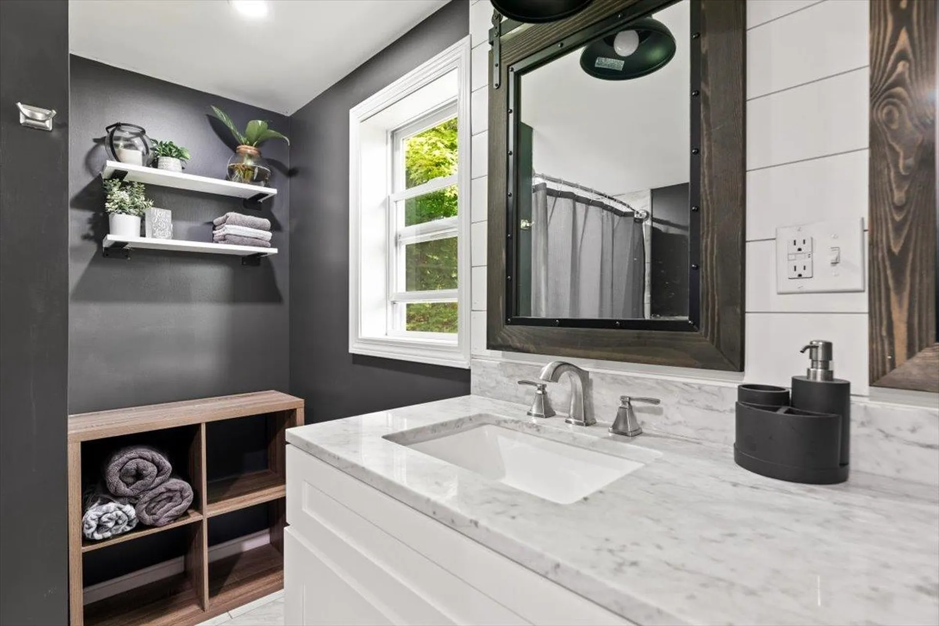 683 Water Street Bennington VT 05257