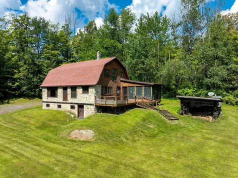 276 Sumner Road Stamford VT 05352