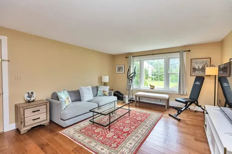 50 Brookside Drive Exeter NH 03833