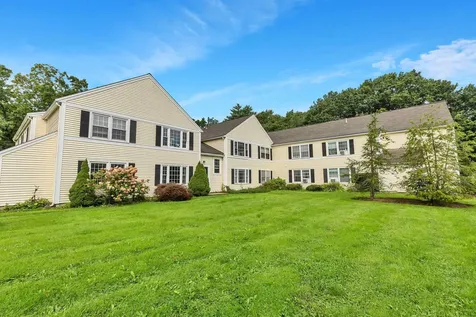 50 Brookside Drive Exeter NH 03833