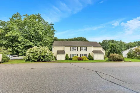 50 Brookside Drive Exeter NH 03833