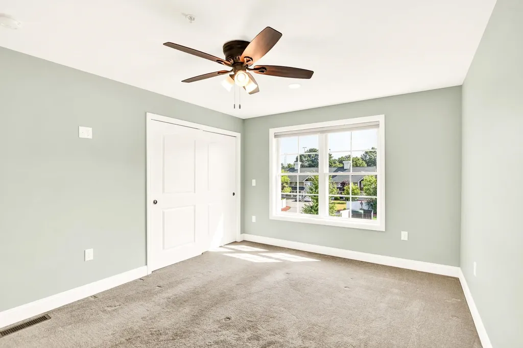 3 Nutfield Court Derry NH 03038