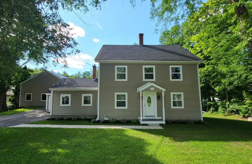 706 Western Avenue Henniker NH 03242