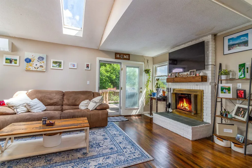 8 Dartmouth Street Rutland City VT 05701