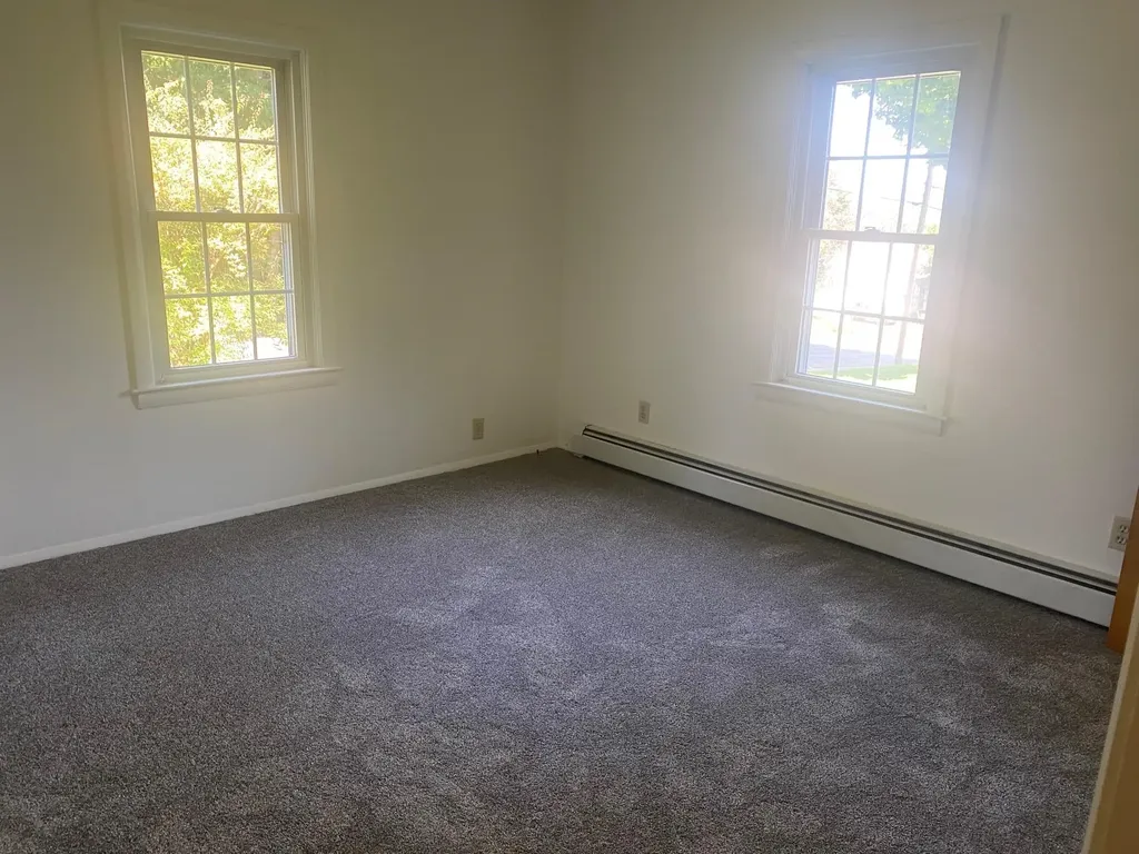 26 Leslie Avenue Claremont NH 03743