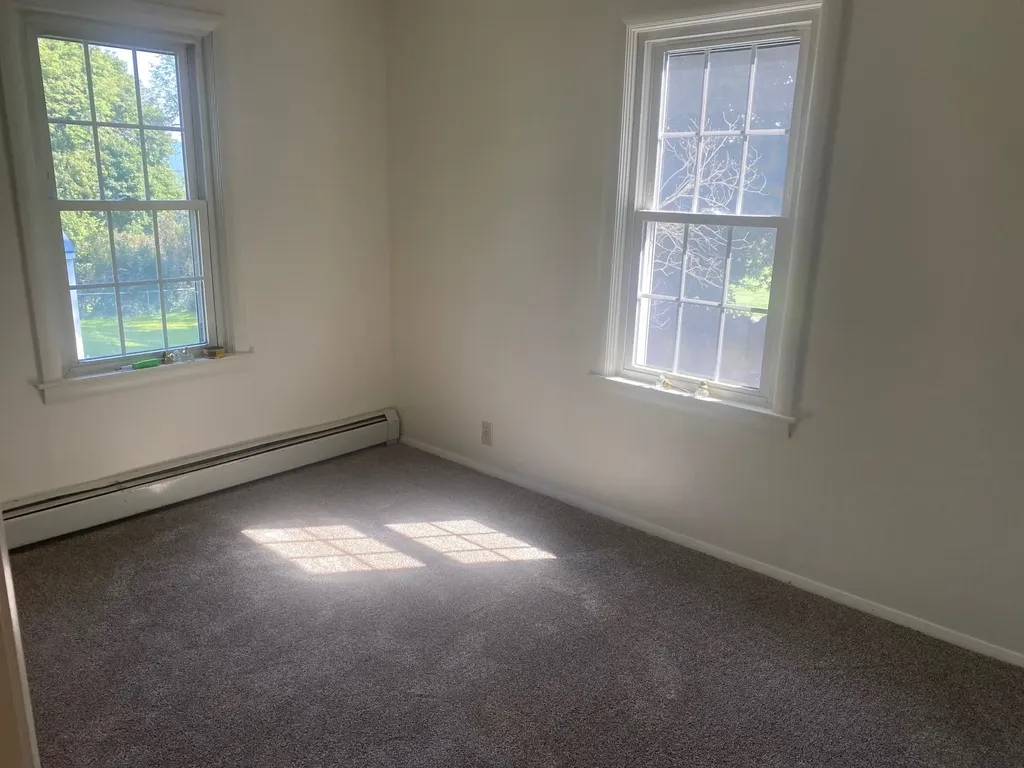 26 Leslie Avenue Claremont NH 03743