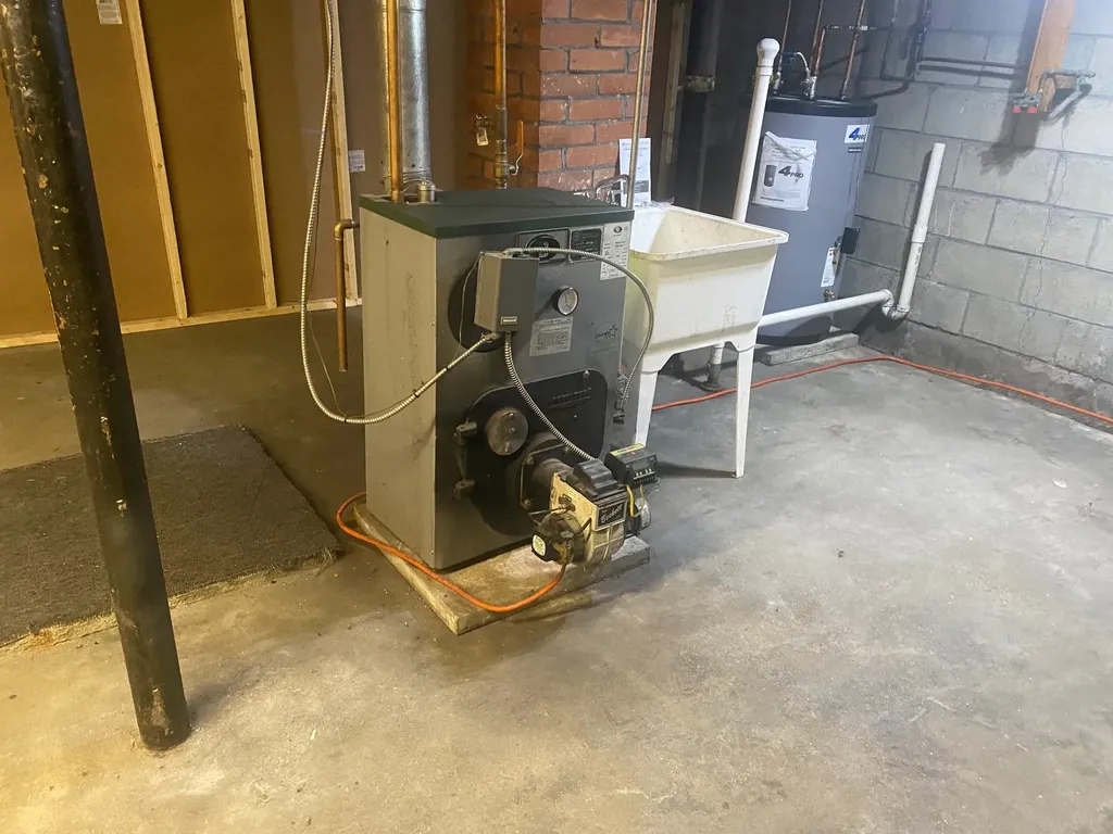 26 Leslie Avenue Claremont NH 03743