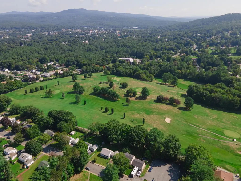 26 Leslie Avenue Claremont NH 03743