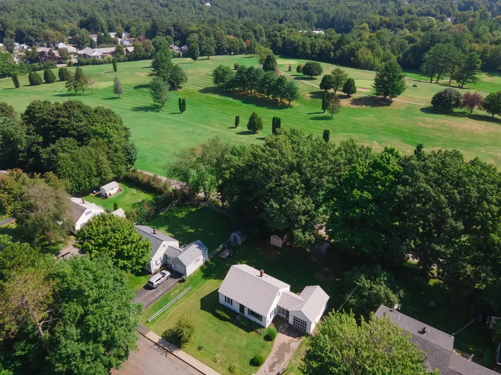 26 Leslie Avenue Claremont NH 03743