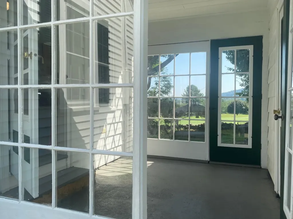 26 Leslie Avenue Claremont NH 03743