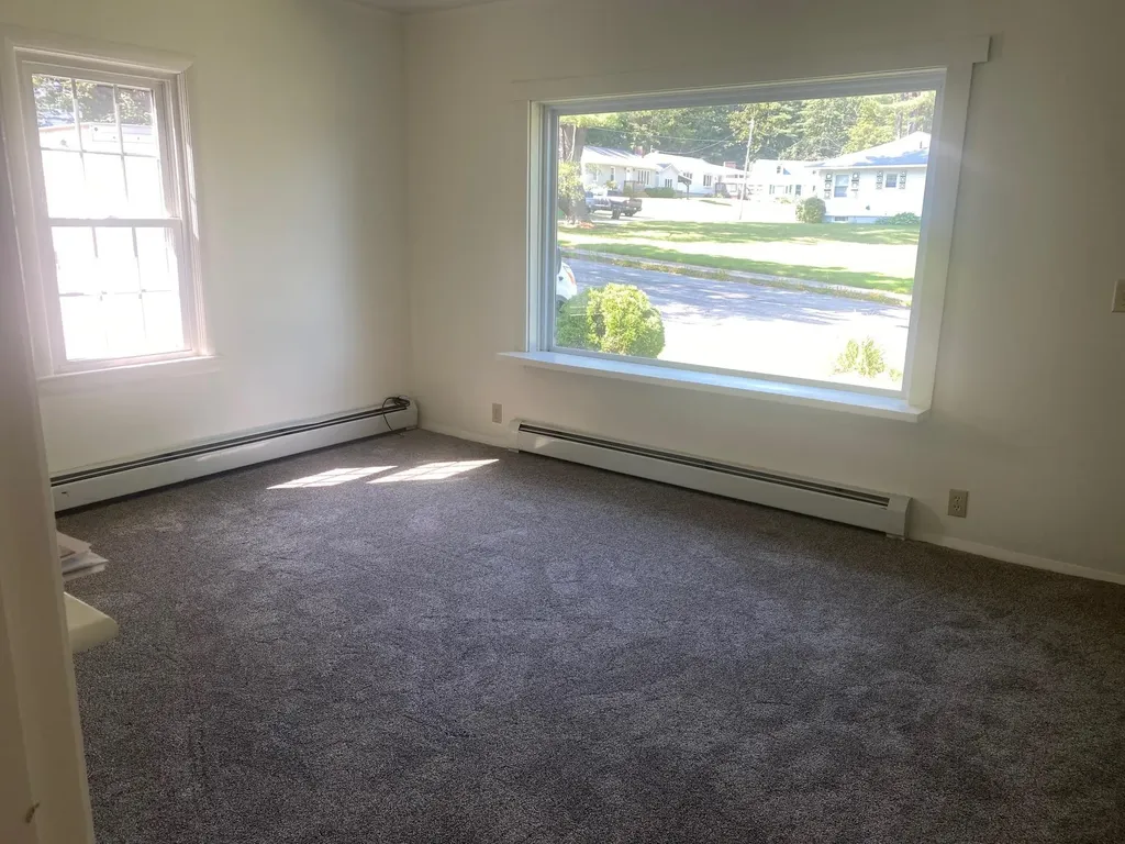 26 Leslie Avenue Claremont NH 03743