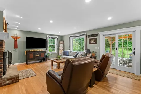 56 Riverdale Road New Boston NH 03070