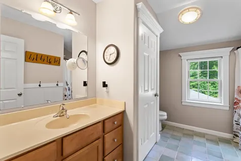 56 Riverdale Road New Boston NH 03070
