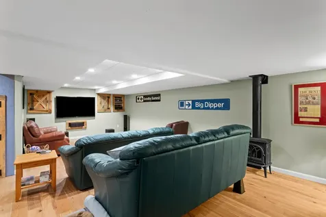56 Riverdale Road New Boston NH 03070