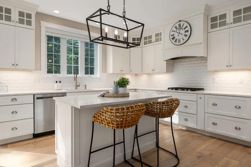 1163 Sagamore Avenue Portsmouth NH 03801