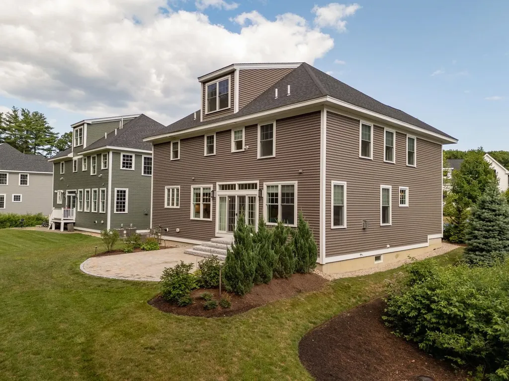 1163 Sagamore Avenue Portsmouth NH 03801