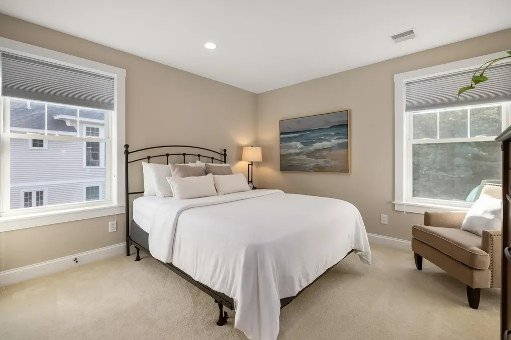 1163 Sagamore Avenue Portsmouth NH 03801