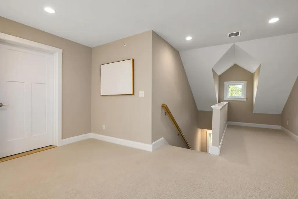 1163 Sagamore Avenue Portsmouth NH 03801