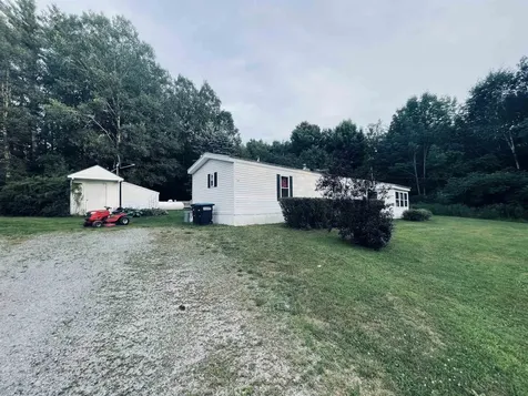 386 Bascom Road Newport NH 03773