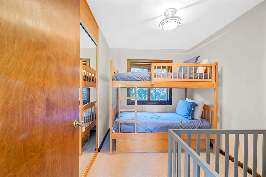 20 Field Road Stowe VT 05672