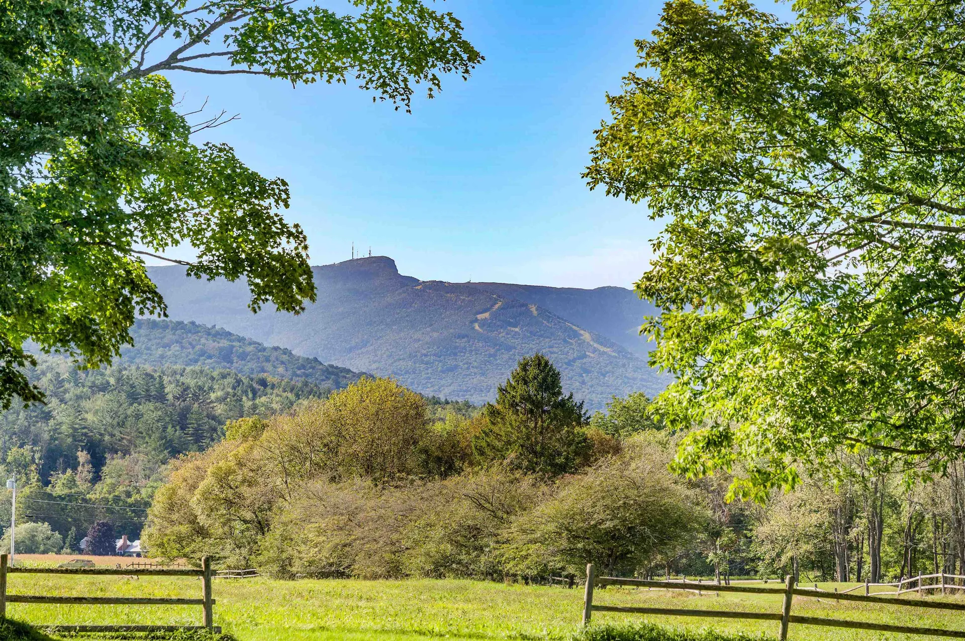 20 Field Road Stowe VT 05672