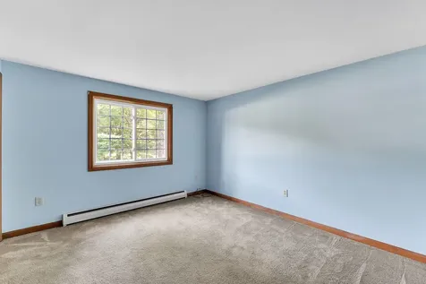 69 Morningside Drive Windsor VT 05089