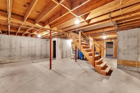 69 Morningside Drive Windsor VT 05089