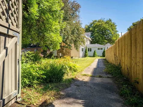 12 Beaver Way Rochester NH 03867