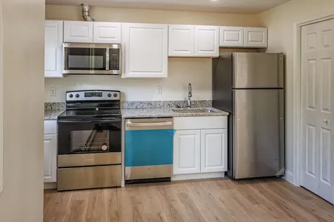 12 Beaver Way Rochester NH 03867