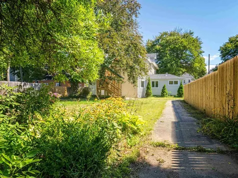 12 Beaver Way Rochester NH 03867