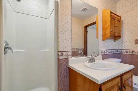 250 Cross Street Hartford VT 05059