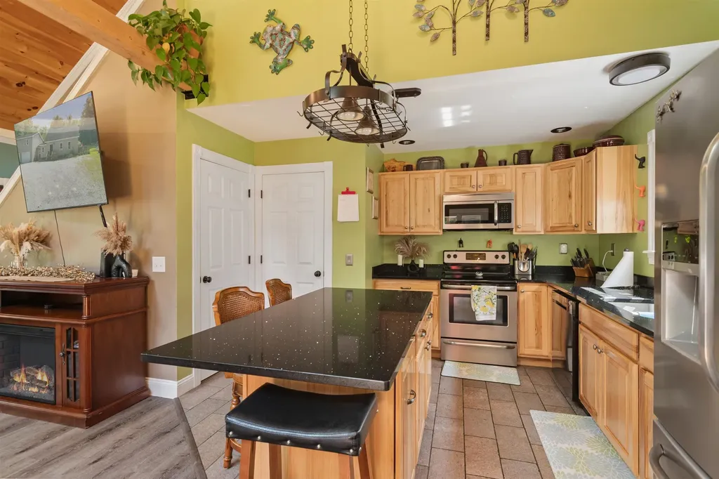 71 Shady Maple Lane Franklin VT 05457