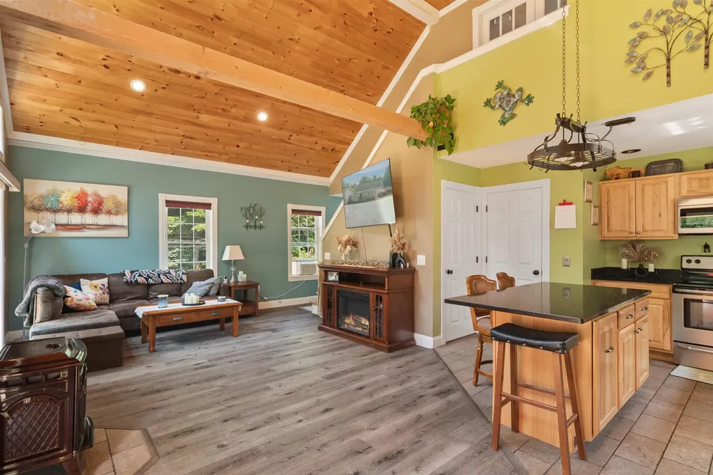 71 Shady Maple Lane Franklin VT 05457