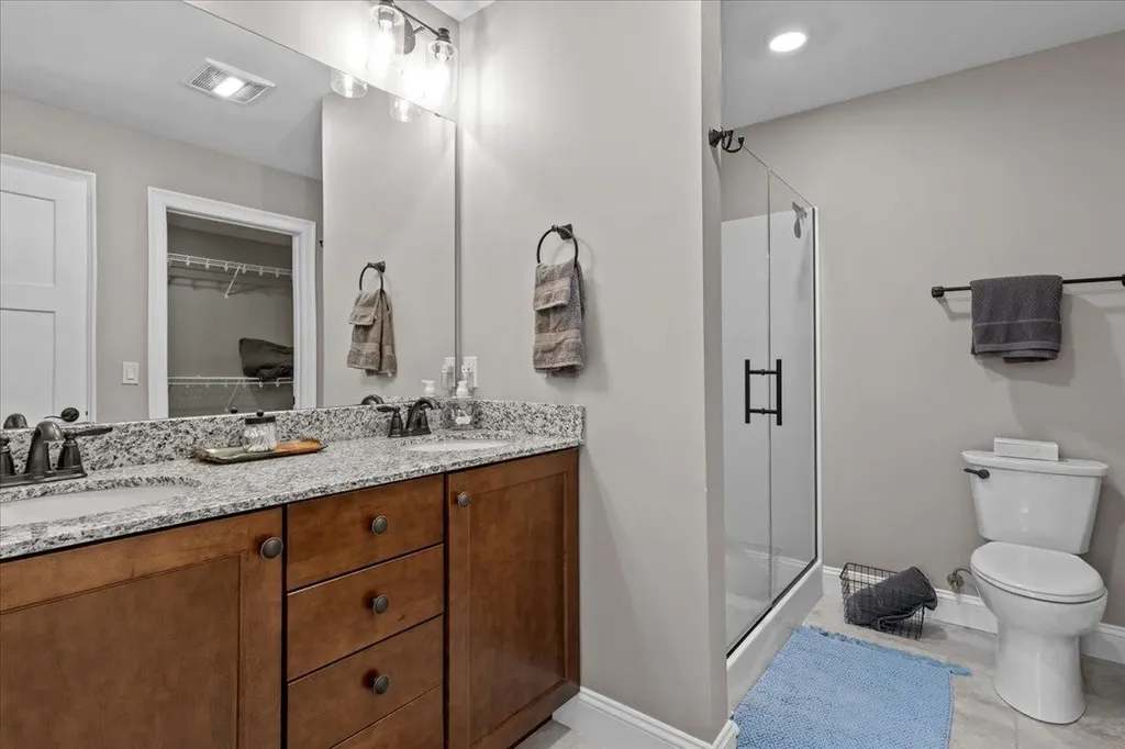 128 Chase Court Essex VT 05452