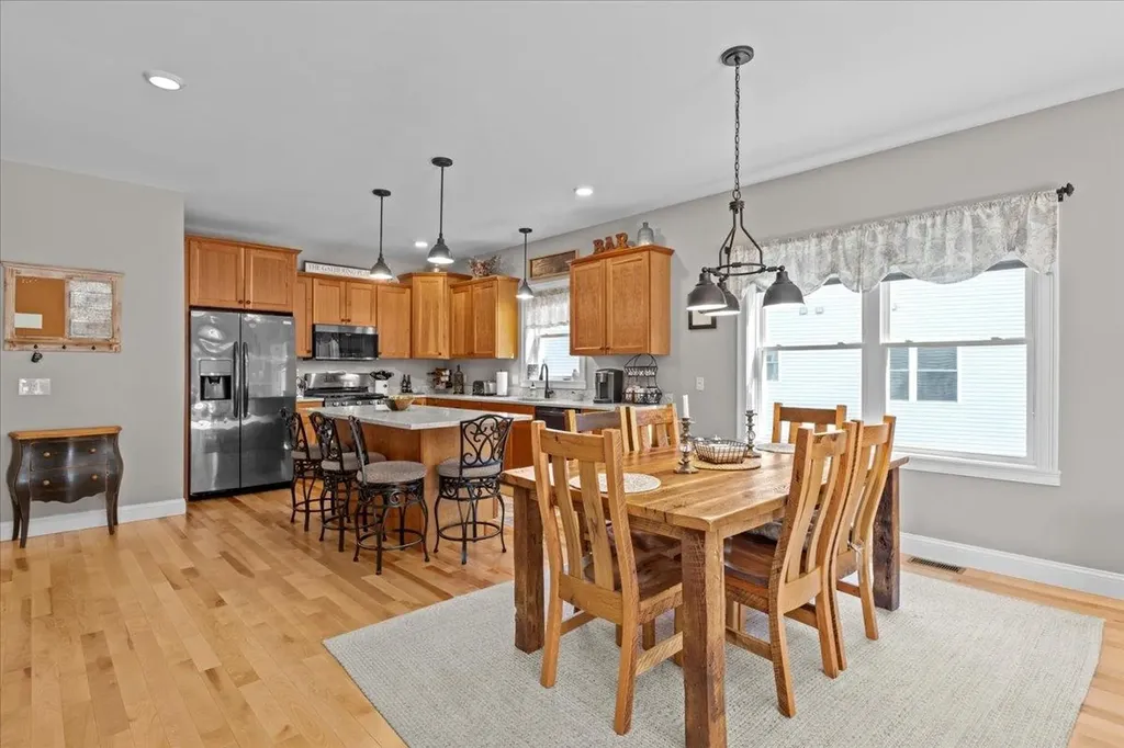 128 Chase Court Essex VT 05452