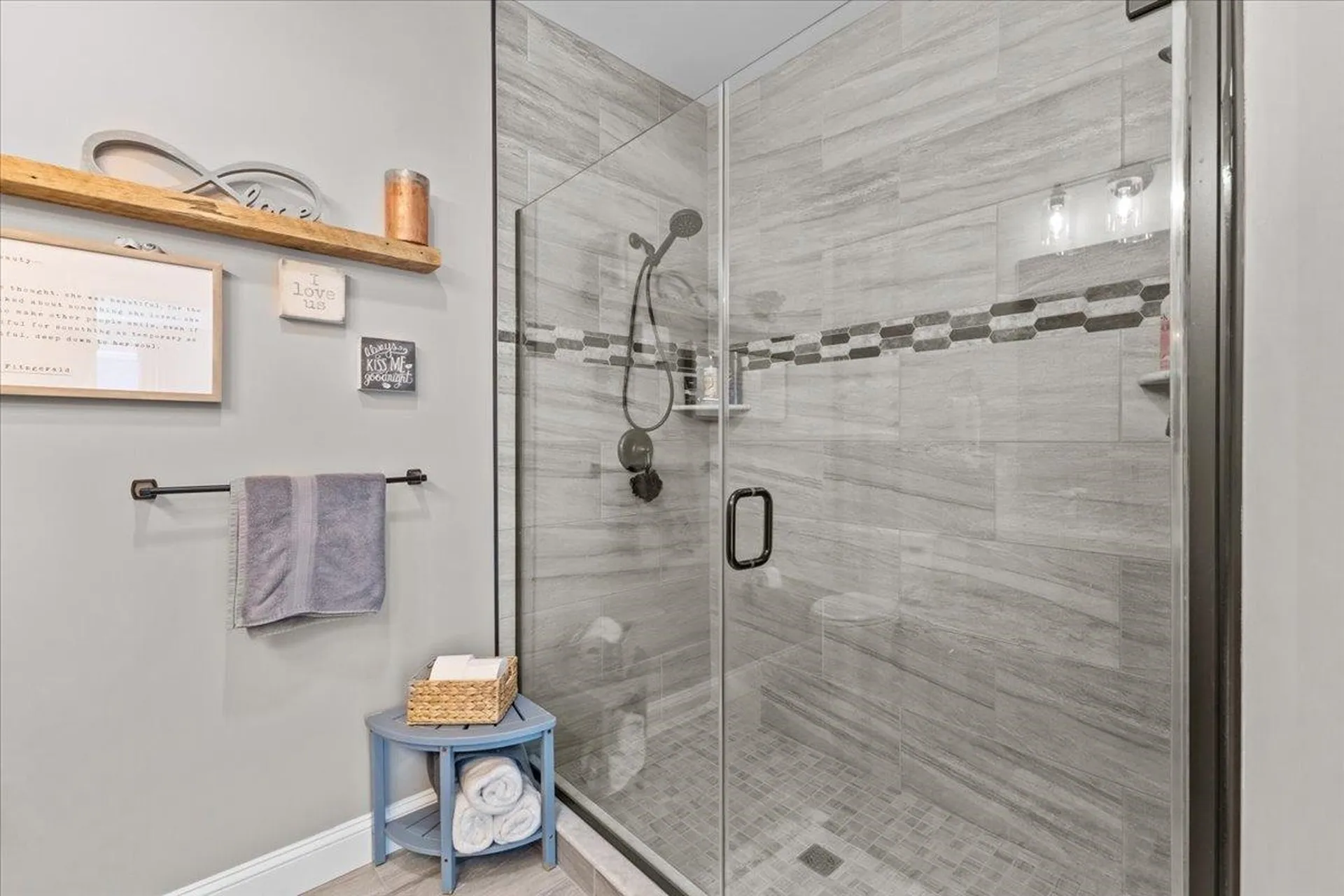 128 Chase Court Essex VT 05452