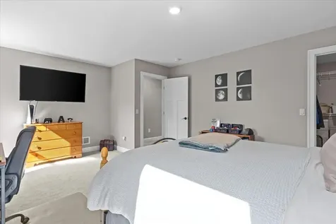 128 Chase Court Essex VT 05452