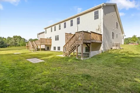 128 Chase Court Essex VT 05452