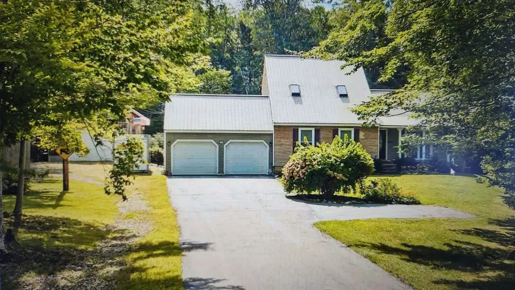 28 Winterhaven Road Wolfeboro NH 03894