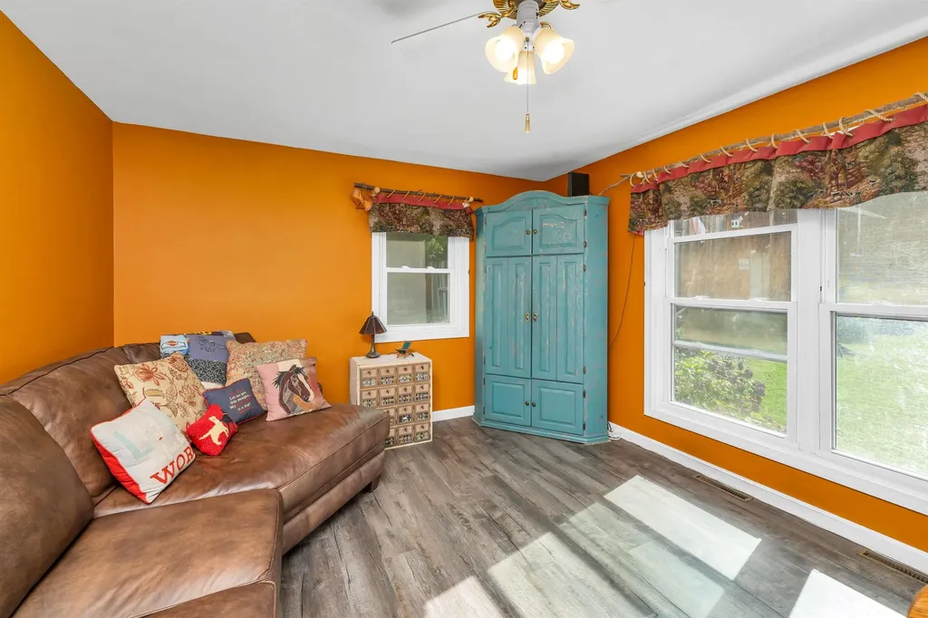 28 Winterhaven Road Wolfeboro NH 03894