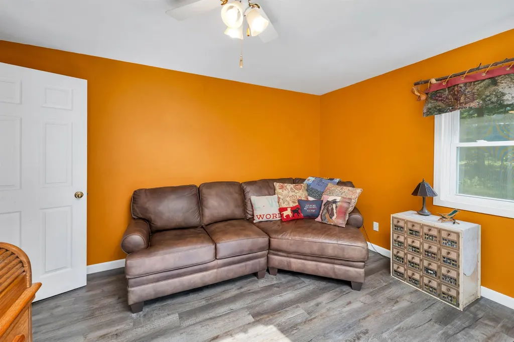 28 Winterhaven Road Wolfeboro NH 03894