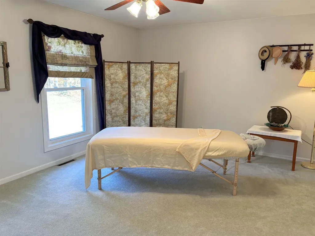 28 Winterhaven Road Wolfeboro NH 03894